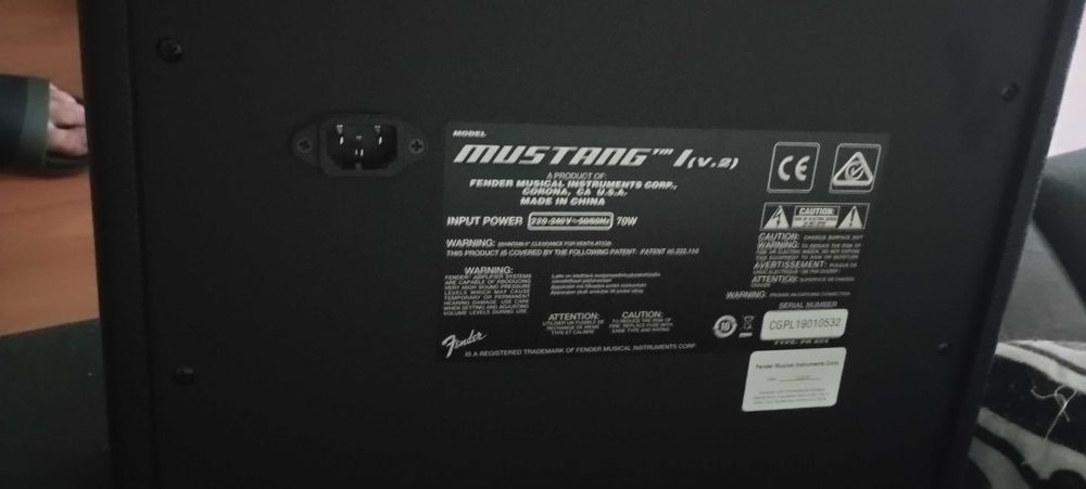 Amplificador Fender Mustang V2