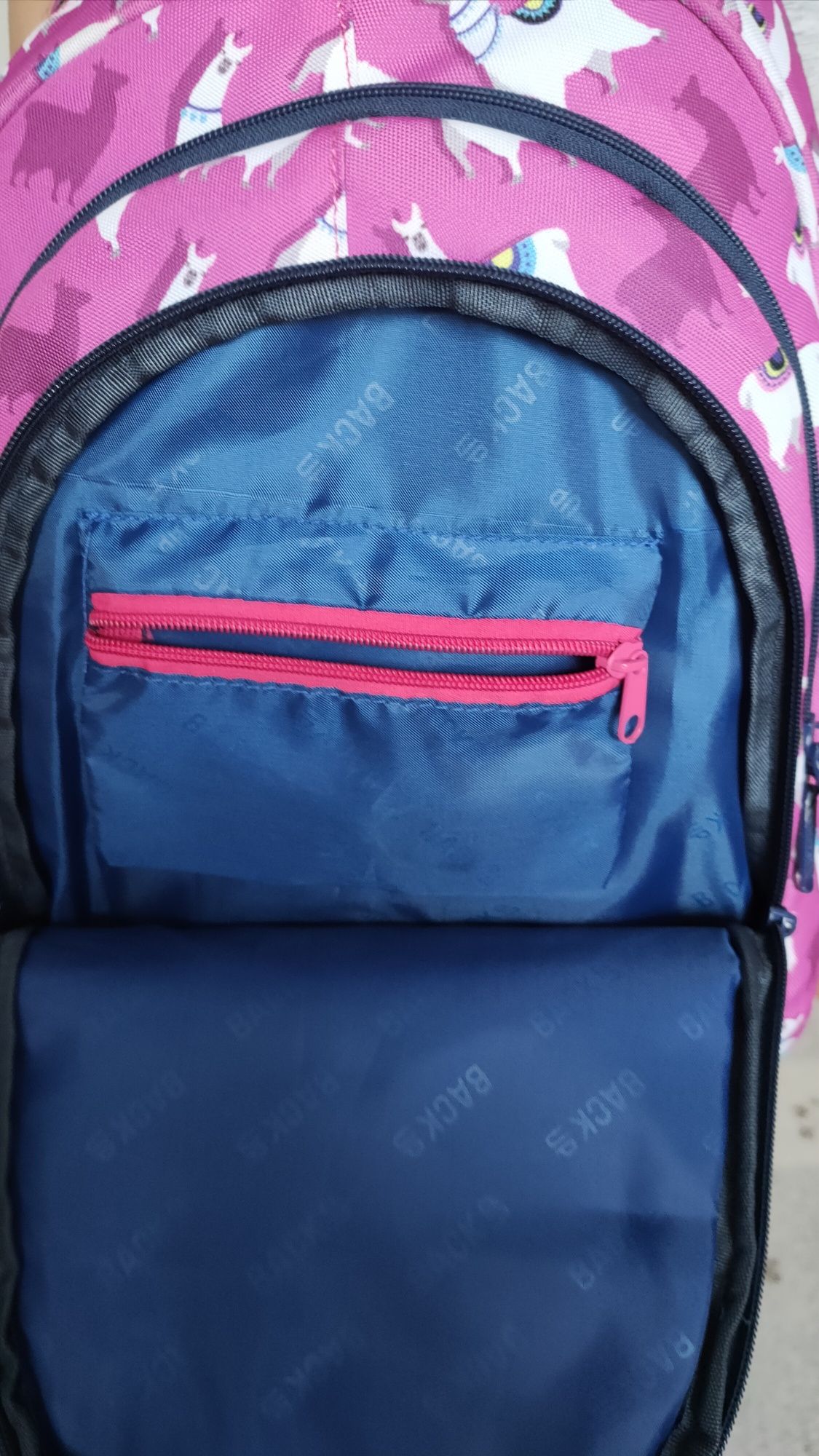 Plecak szkolny Back Up różowy w lamy model H gratis piórnik