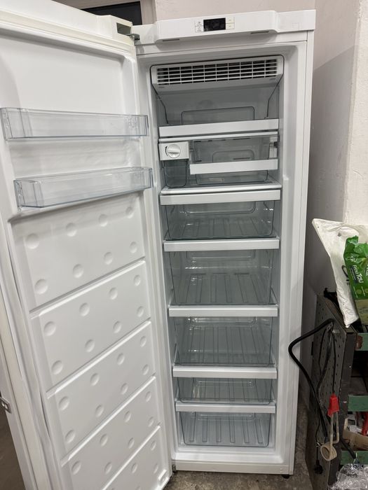 Продам морозильні камери в гурт і роздріб