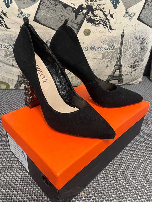 Продам туфлі-човники (лодочки)