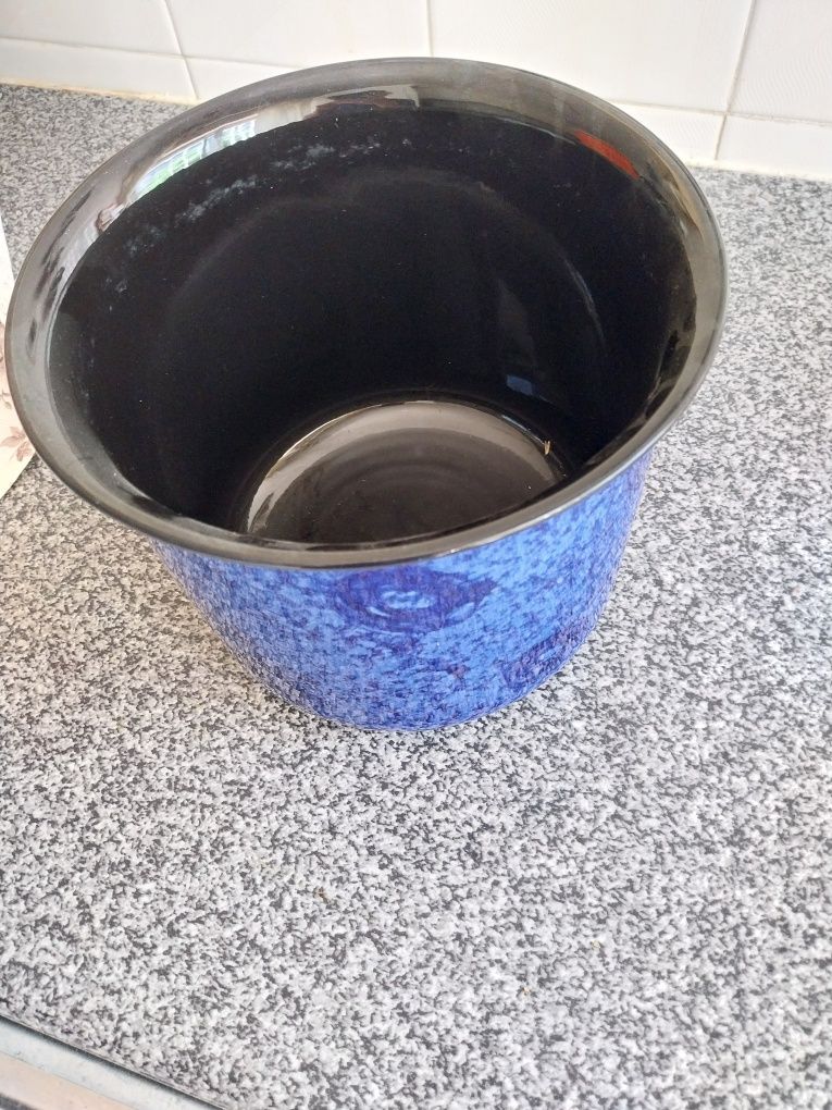 Vaso (cachepot) em louça