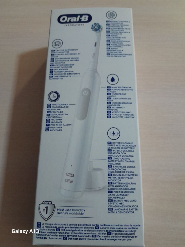 Зубна щітка електрична  Oral-b Laboratory з 2 насадками