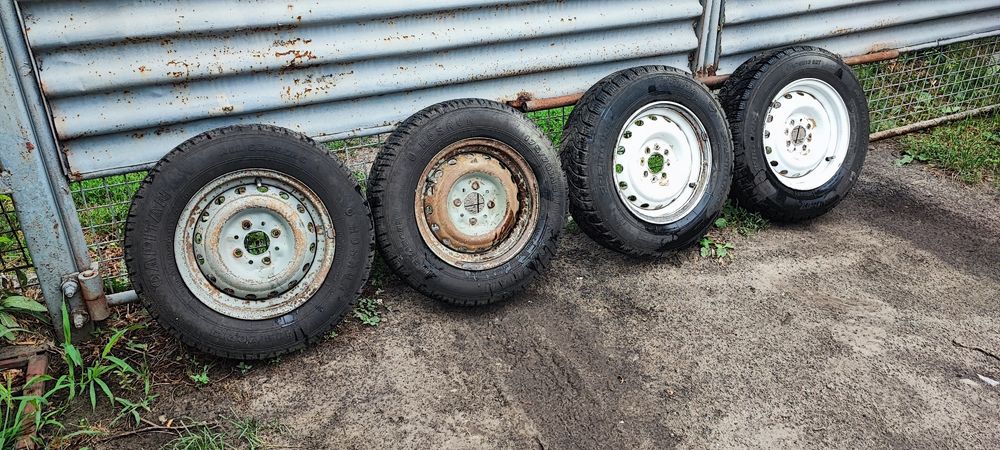 Колеса ,диски ВАЗ R13*4*98 зима,всесезонка