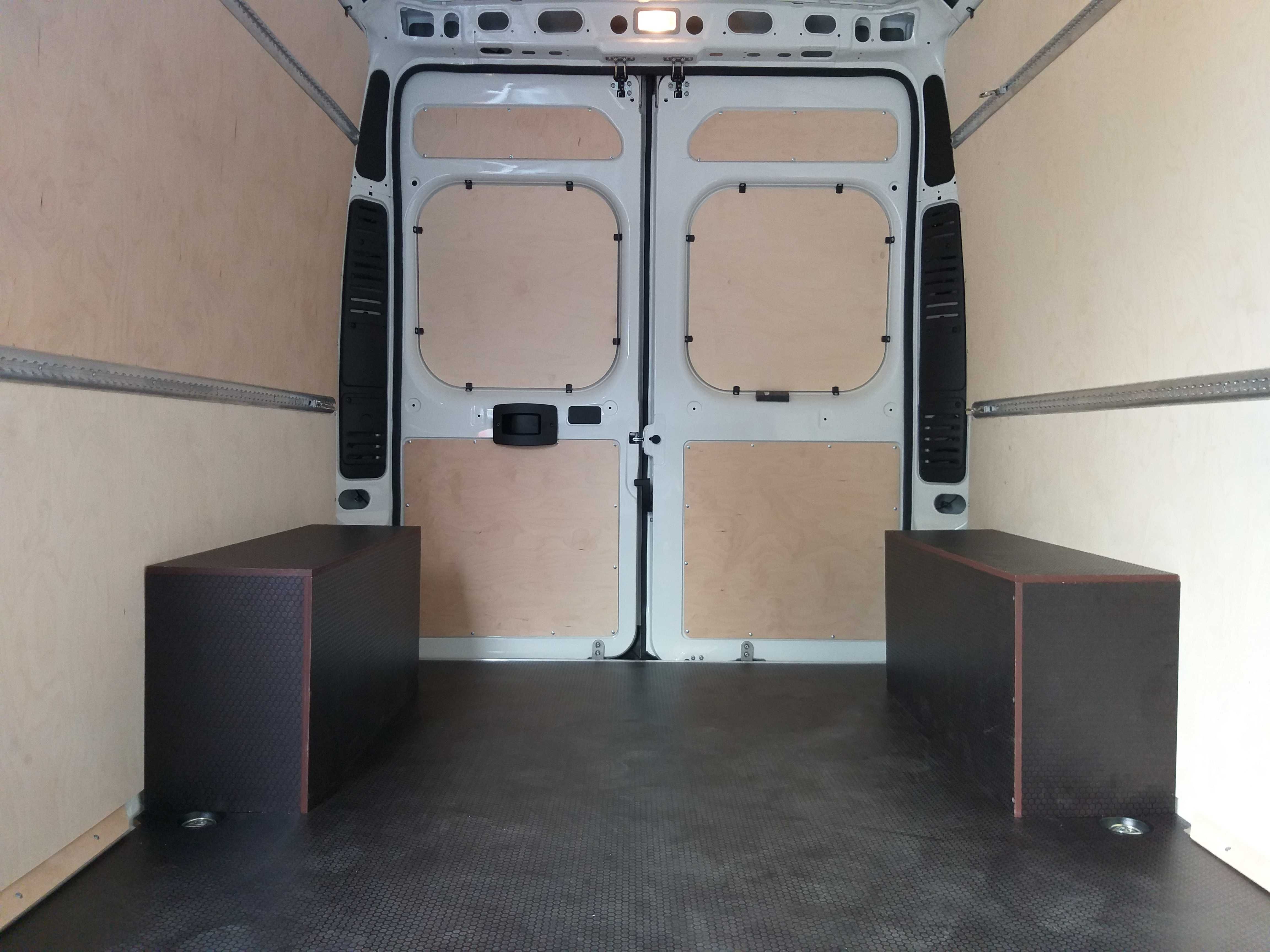 ZABUDOWA BUSA Fiat Ducato/Peugeot Boxer/Citroen Jumper L3H2/sklejka