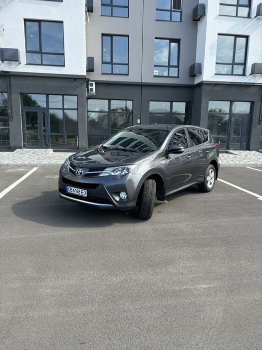 Toyota RAV4 2.2 diezel офіційний, без підфарбувань
