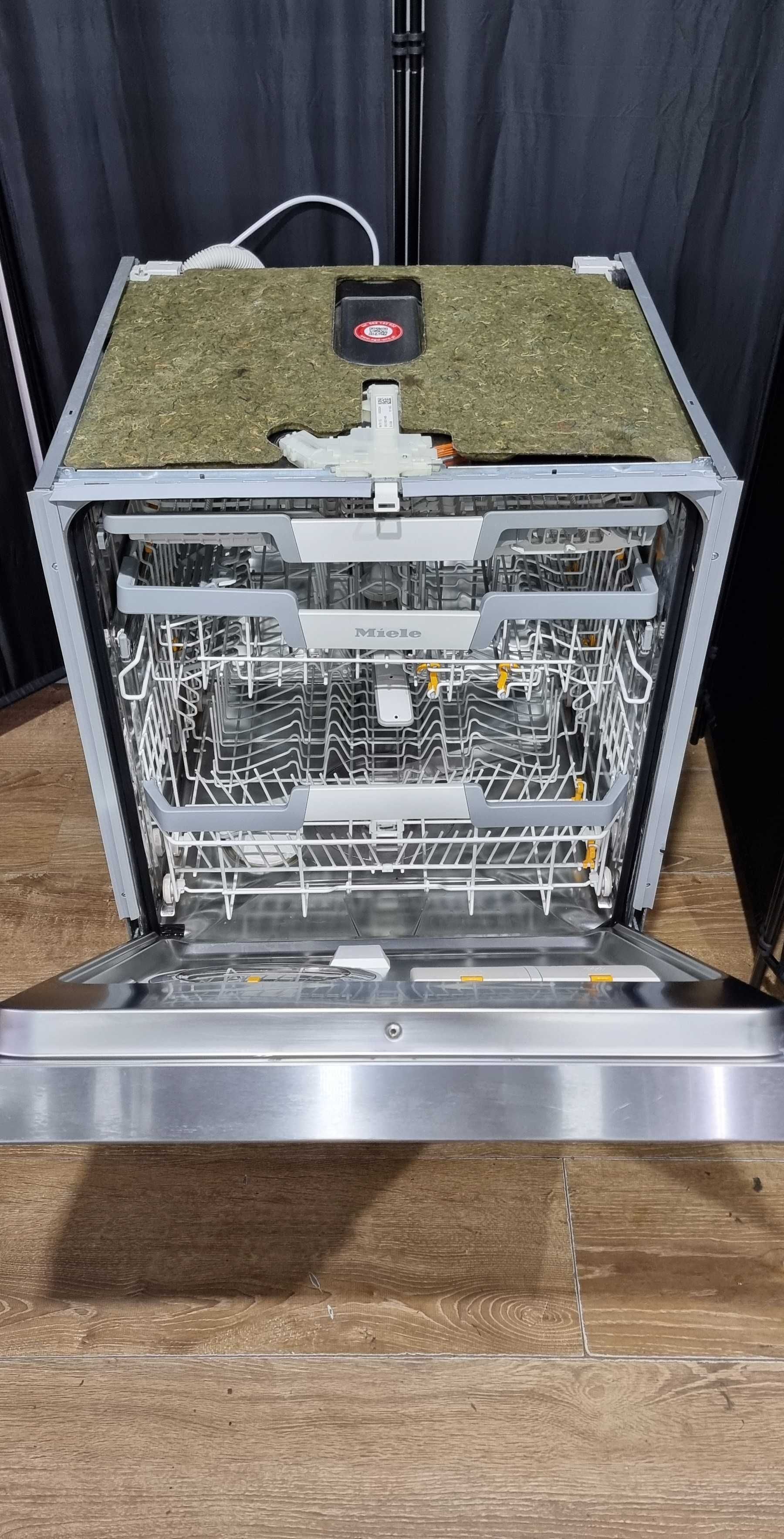 Zmywarka podblatowa, do zabudowy Miele G 7310 SC, AutoDos, PowerDisk