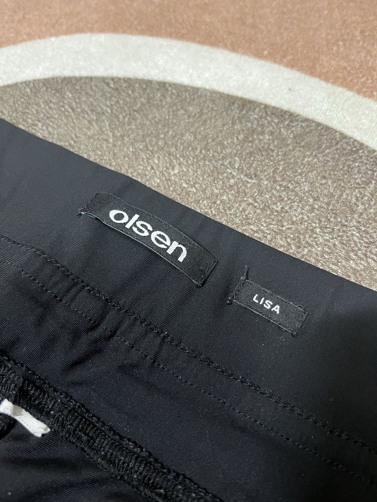 Eleganckie spodnie Olsen Lisa czarne 40