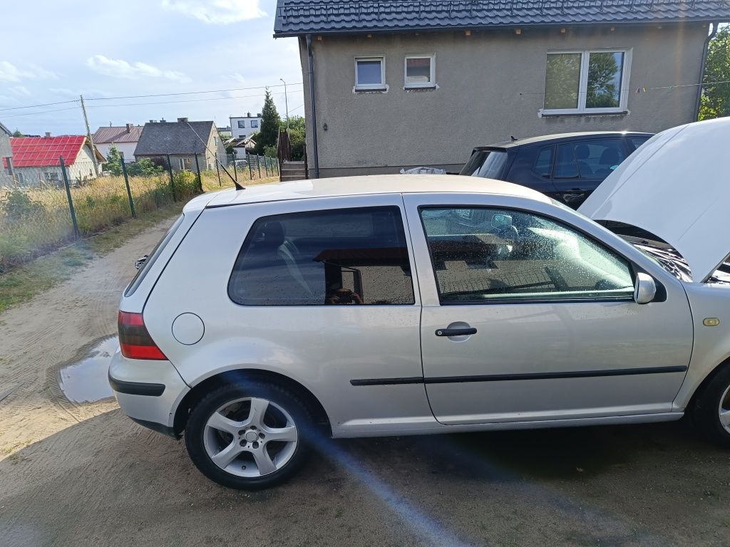 VW golf 4 sprzedam