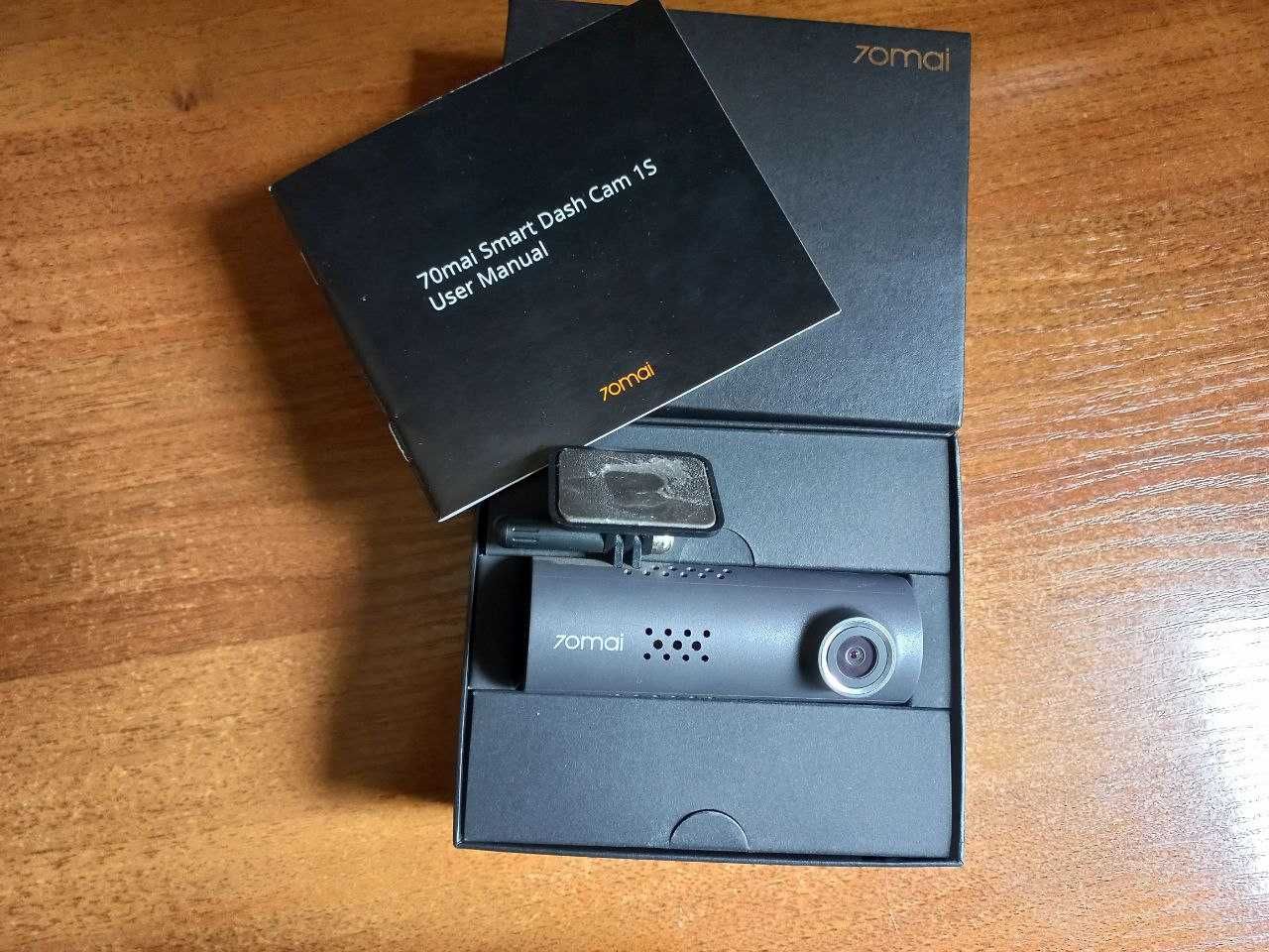 Продам Видеорегистратор 70mai Smart Dash Cam 1S (Midrive D06)