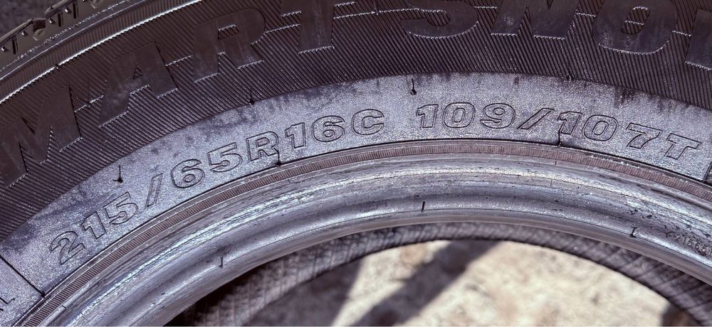 Шины б у 215/65R16c MAXXIS VANSMART SNOW WL2 зима