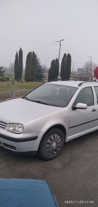 Продам Фольксваген Гольф 2000 р , газ.бенз.