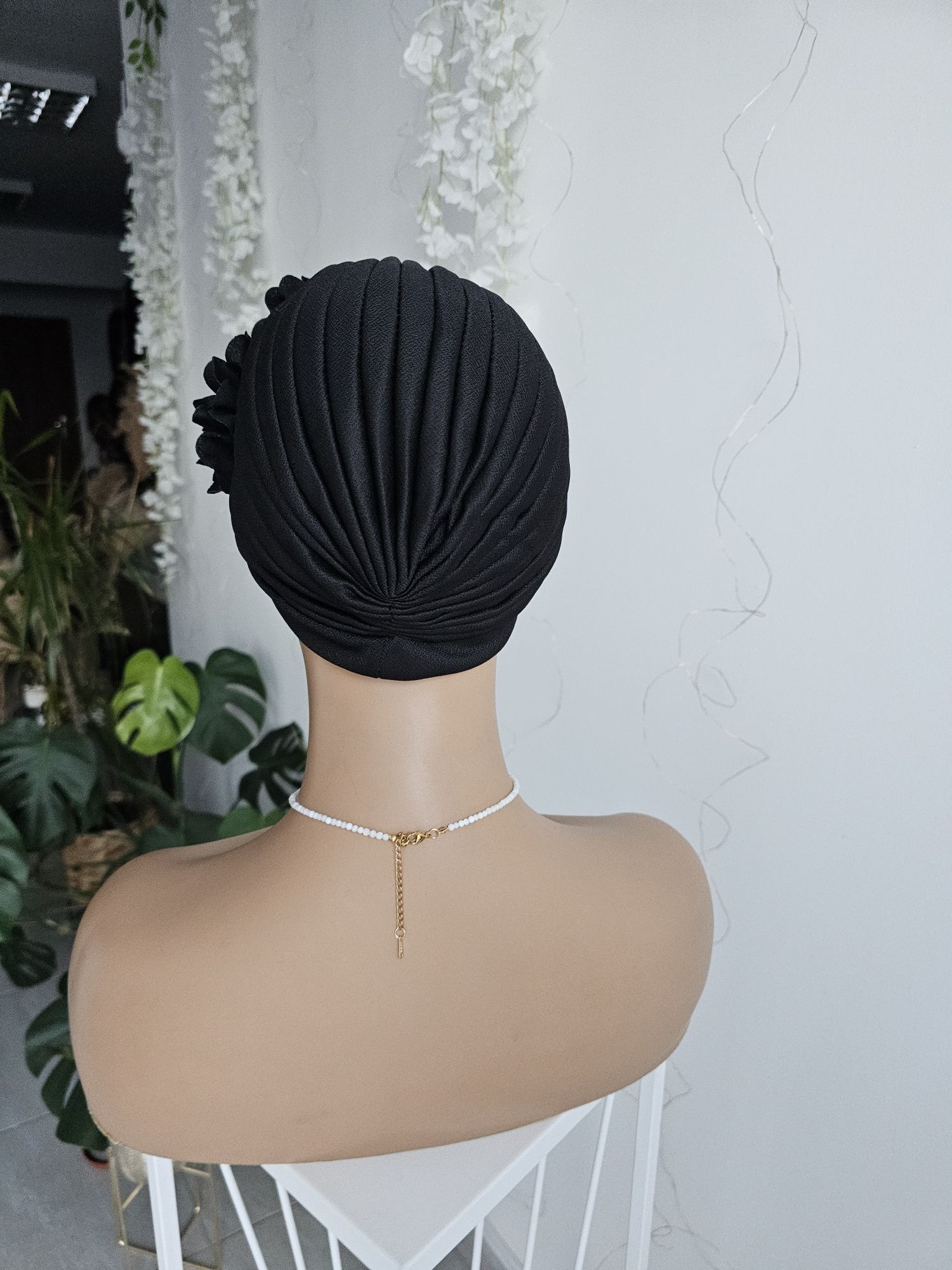 Ozdobny turban czepek czapka Ala czarny nakrycie głowy podczas leczeni