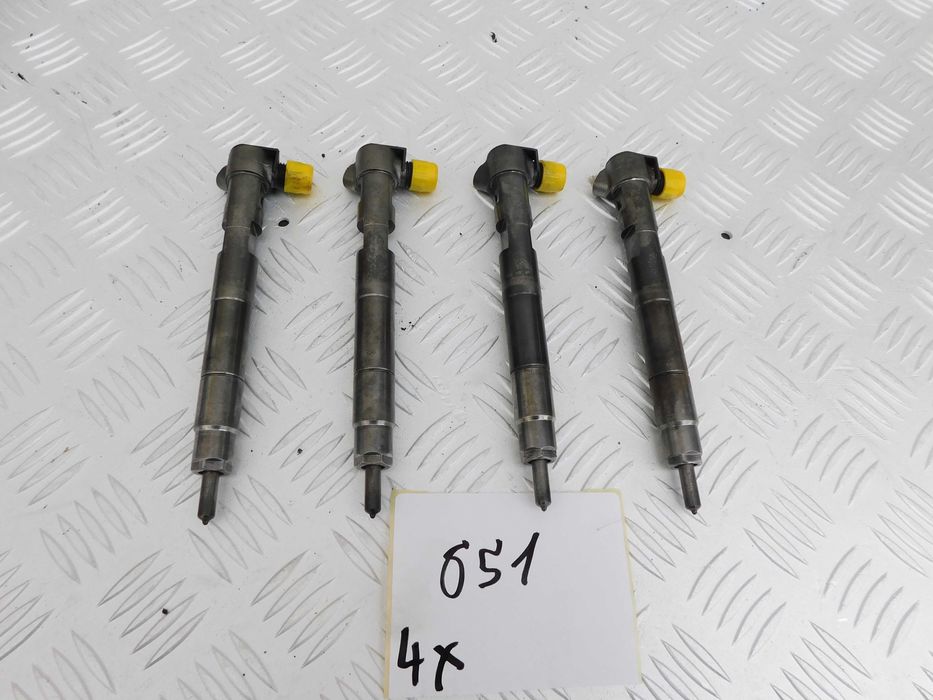 Wtryski wtrysk Mercedes Sprinter 906 2.2 CDI 651 OEM komplet 4 szt
