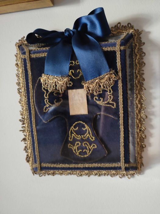 Registo com galões trabalhados peca unicas