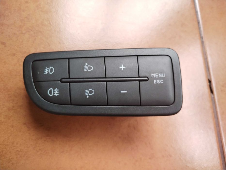 Módulo de Luzes Alfa Romeo Mito 955