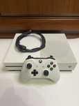 Ігрова приставка Xbox One S 1TB