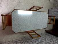 Mesa de cozinha com 4 cadeiras