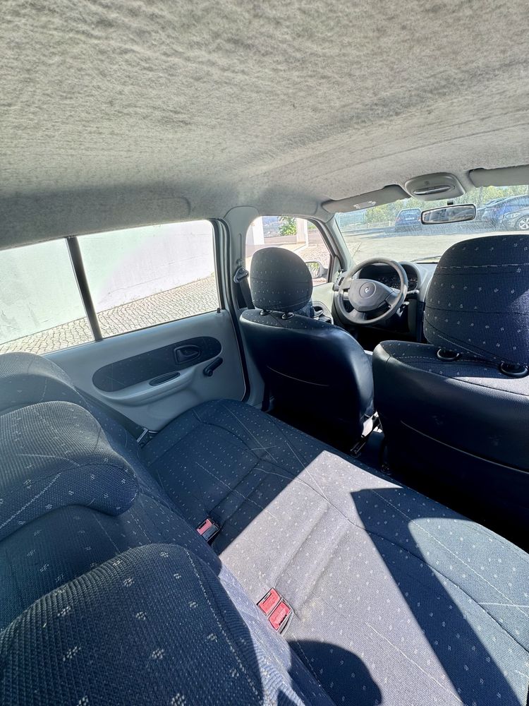Renault clio 1.5dci 5lugares diesel