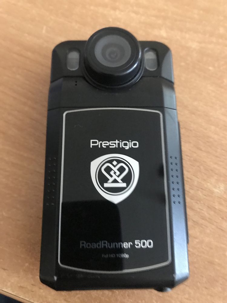 Видеорегистратор Prestigio RoadRunner 500