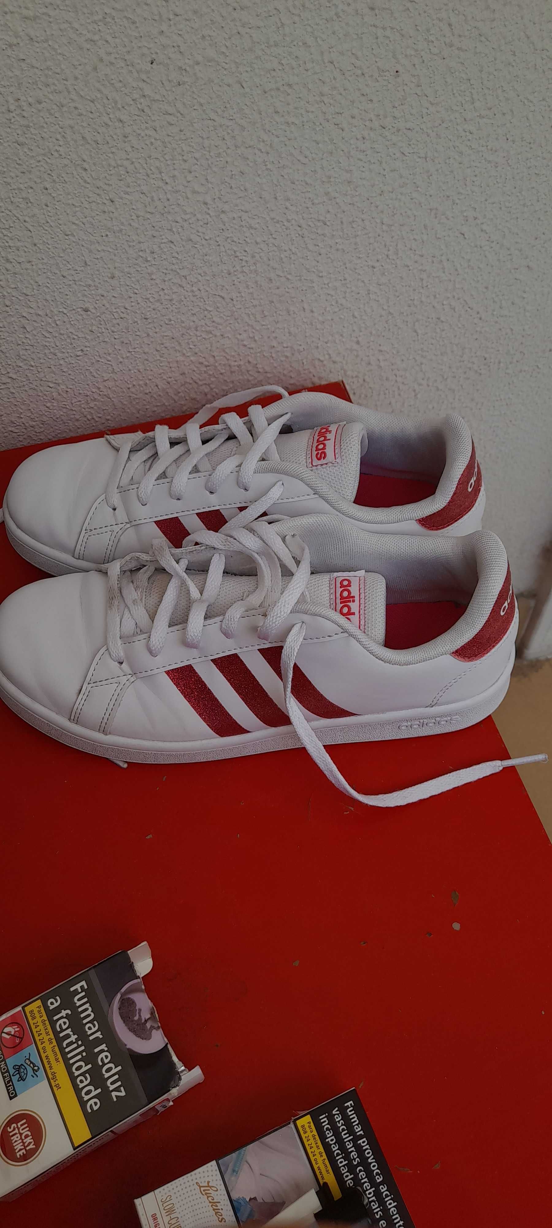 Tenis adidas menina