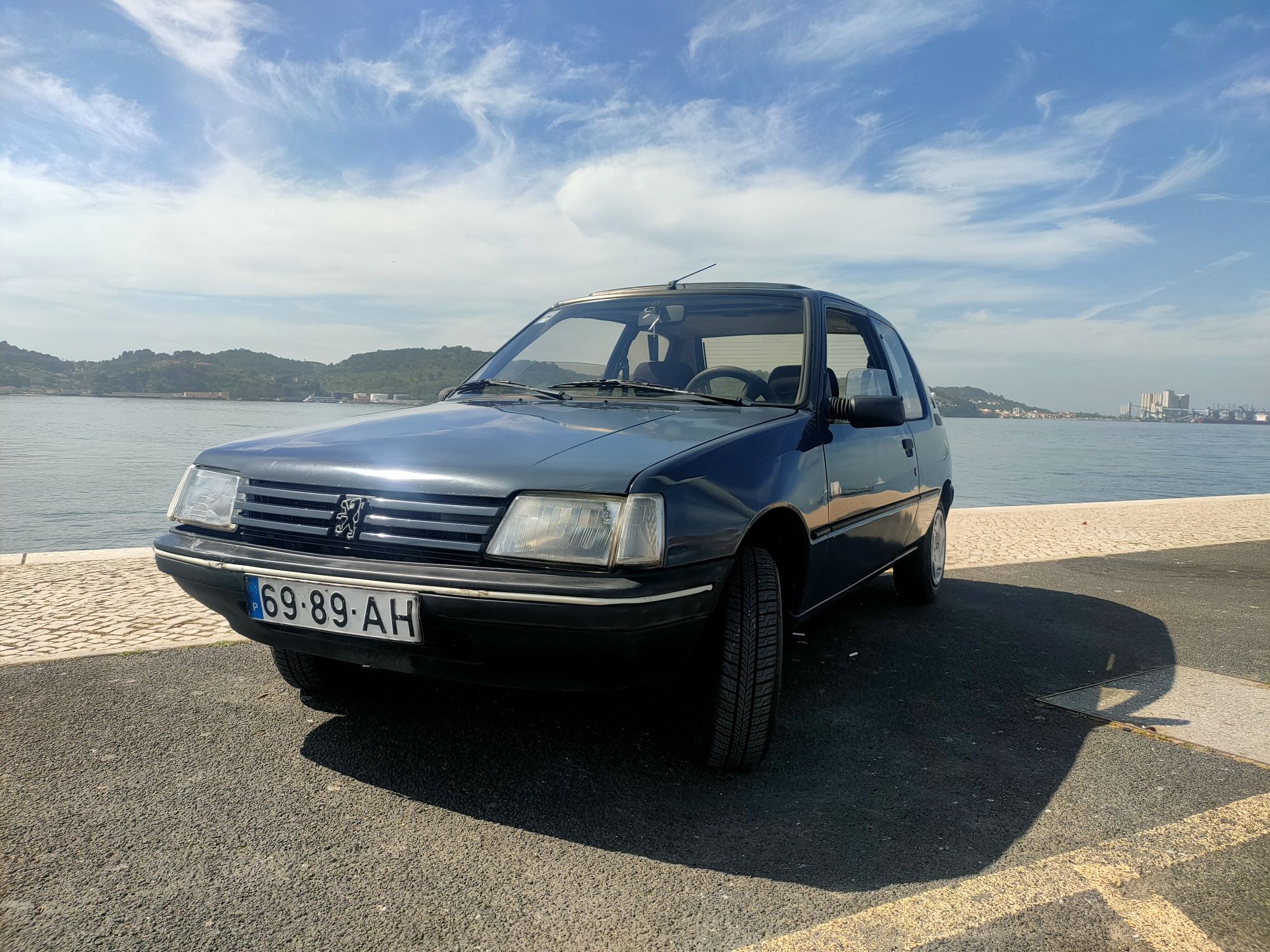 Peugeot 205 1.1 XR