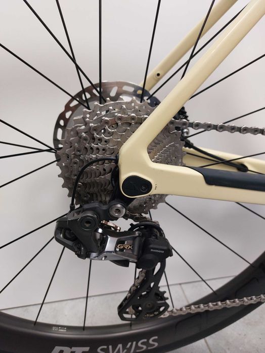 Гравел Canyon Grail CF SL 8 Di2 GRX 815