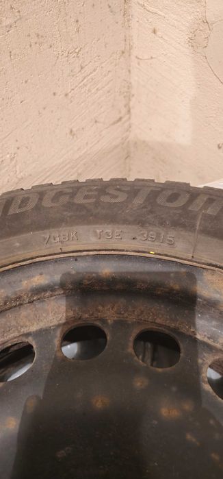 Opony zimowe + Stalówki Bridgestone R16 205/55 Rozstaw 5x110mm