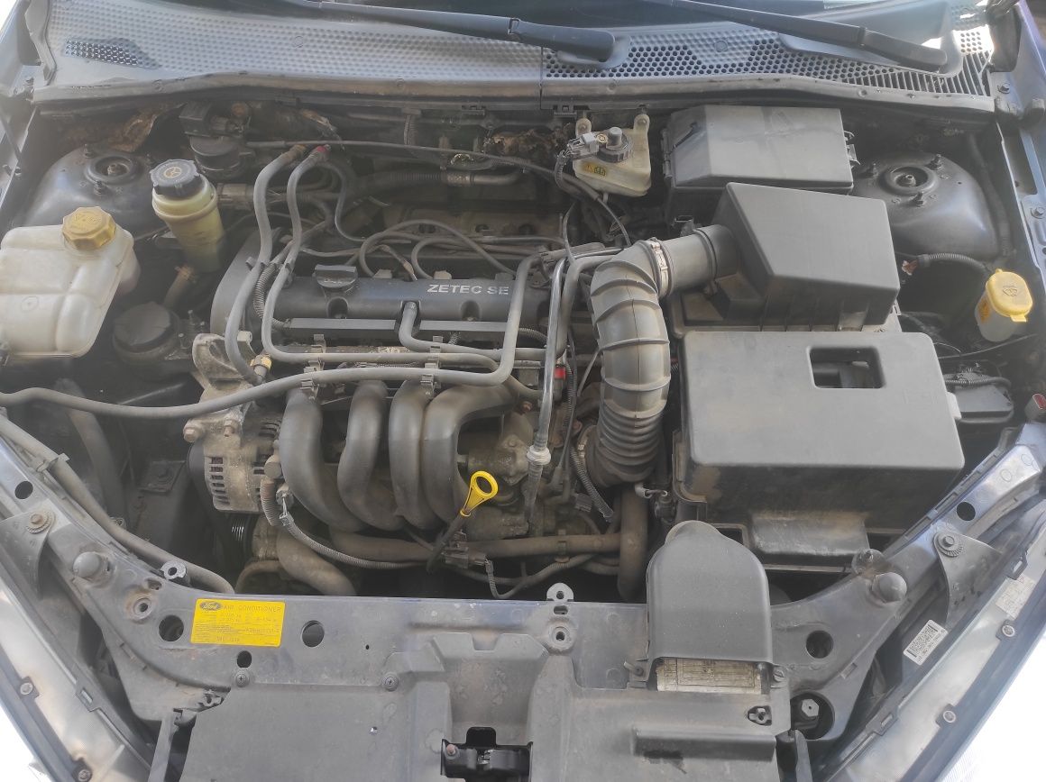 Sprzedam Ford Focus 1,6 benzyna