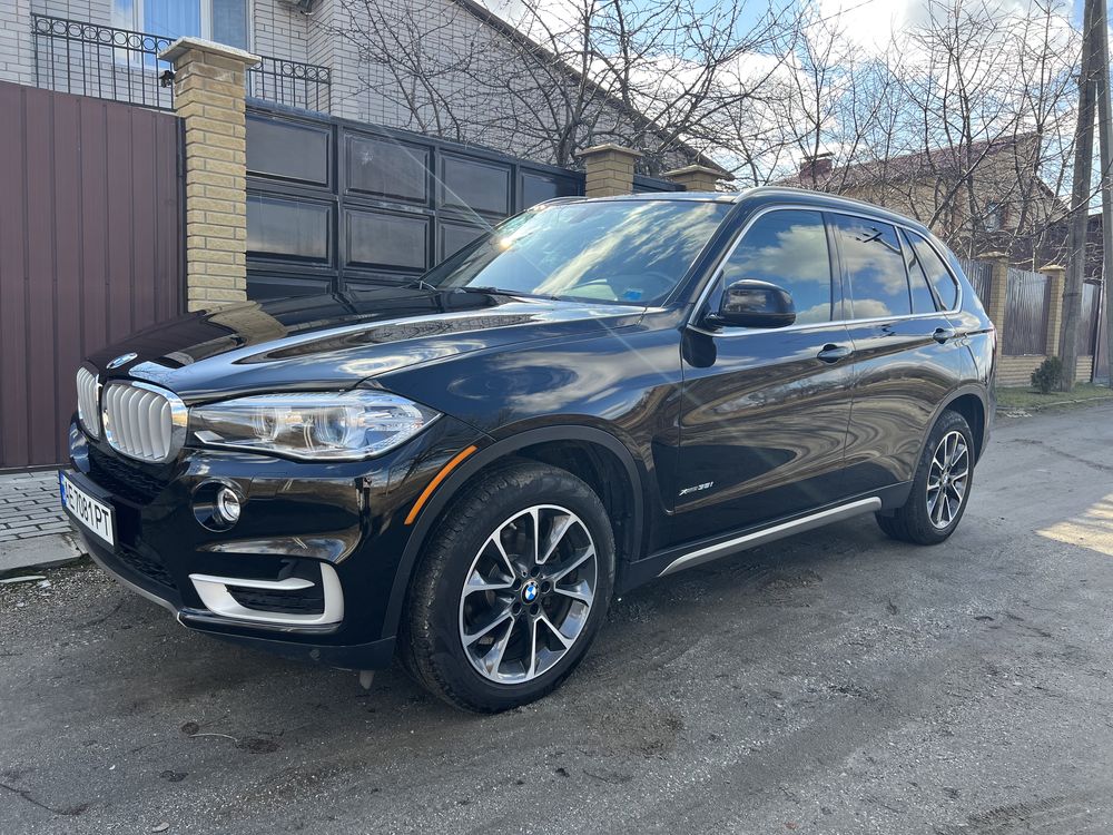 Продам BMW X5 2017 год