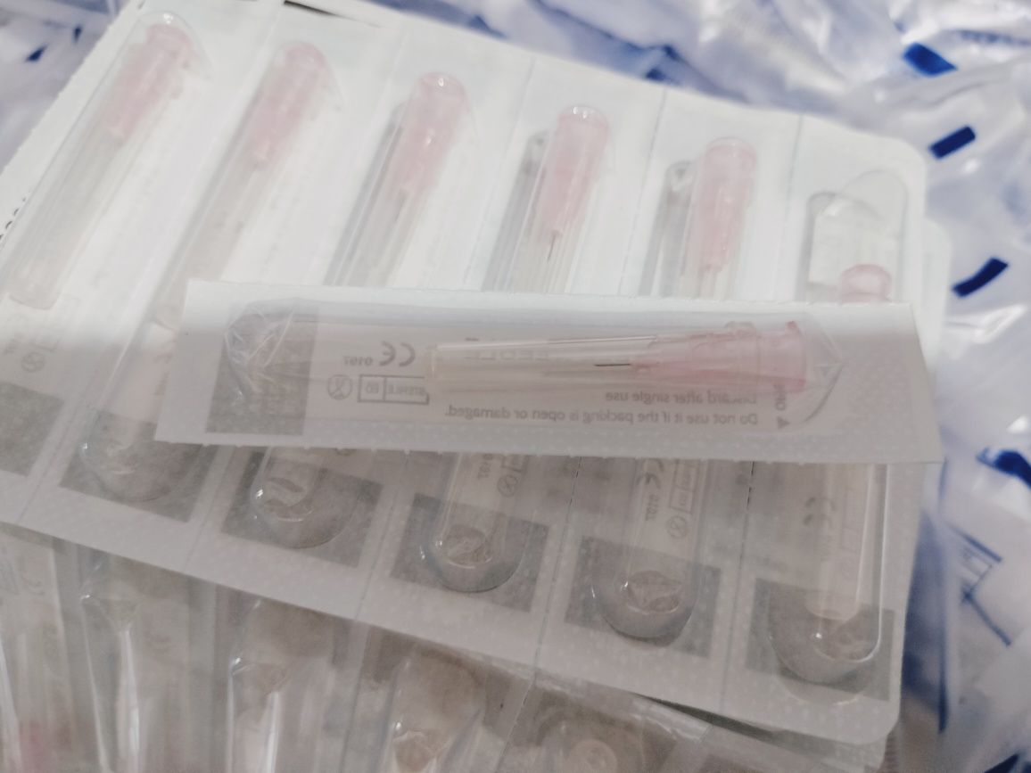 100 Seringas descartáveis mesoterapia 1ml + 32g 4mm