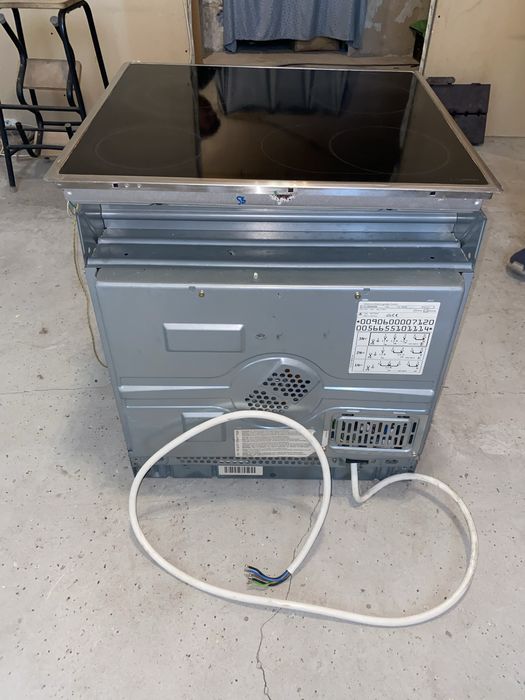 Продам духовой шкаф с варочной поверхностью