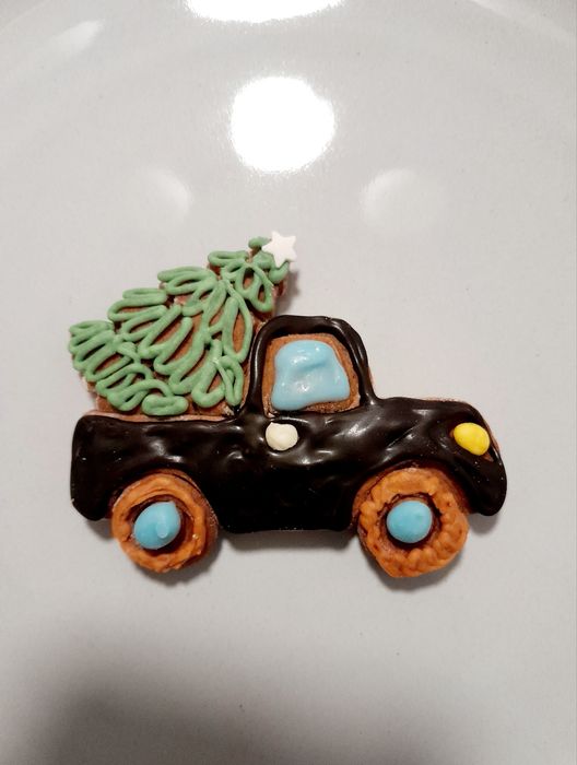 Pierniczki ręcznie zdobione