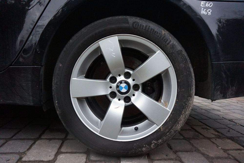 KOŁO FELGA ALUFELGA 5 E60 17 5X120 ET20 STYLING 122  17 5X120 ET20 STYLING 122 BMW
