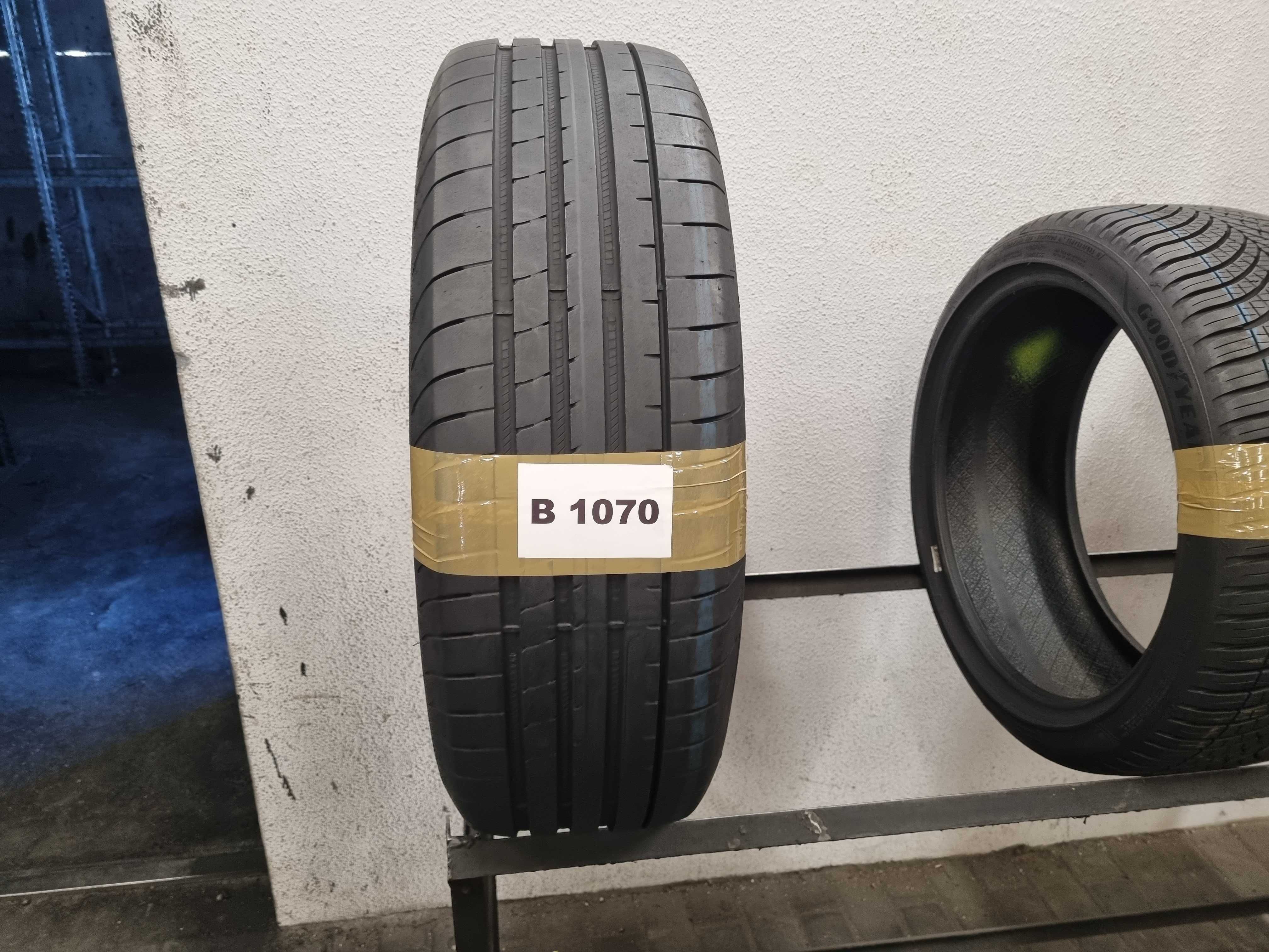 235/65/18 106W Goodyear Eagle F1 Asymmetric 3 Dot.1318R
