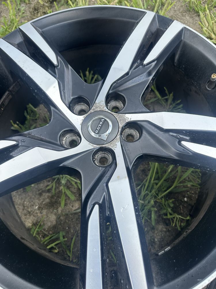 Felgi Volvo XC60 S60 19 cali R design