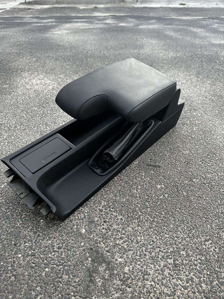 Podłokietnik bmw e36 stan idealny