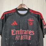 CAMISOLA DO BENFICA original comprada NA SPORT ZONE custou 99.99 EUROS