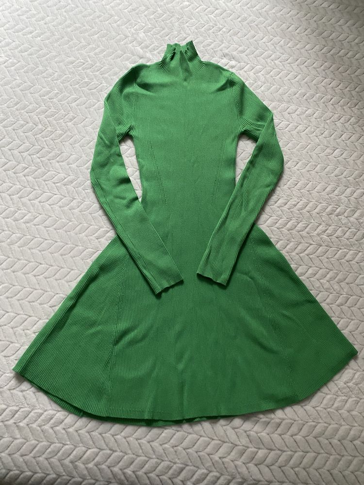 Сукня / Плаття в рубчик Zara