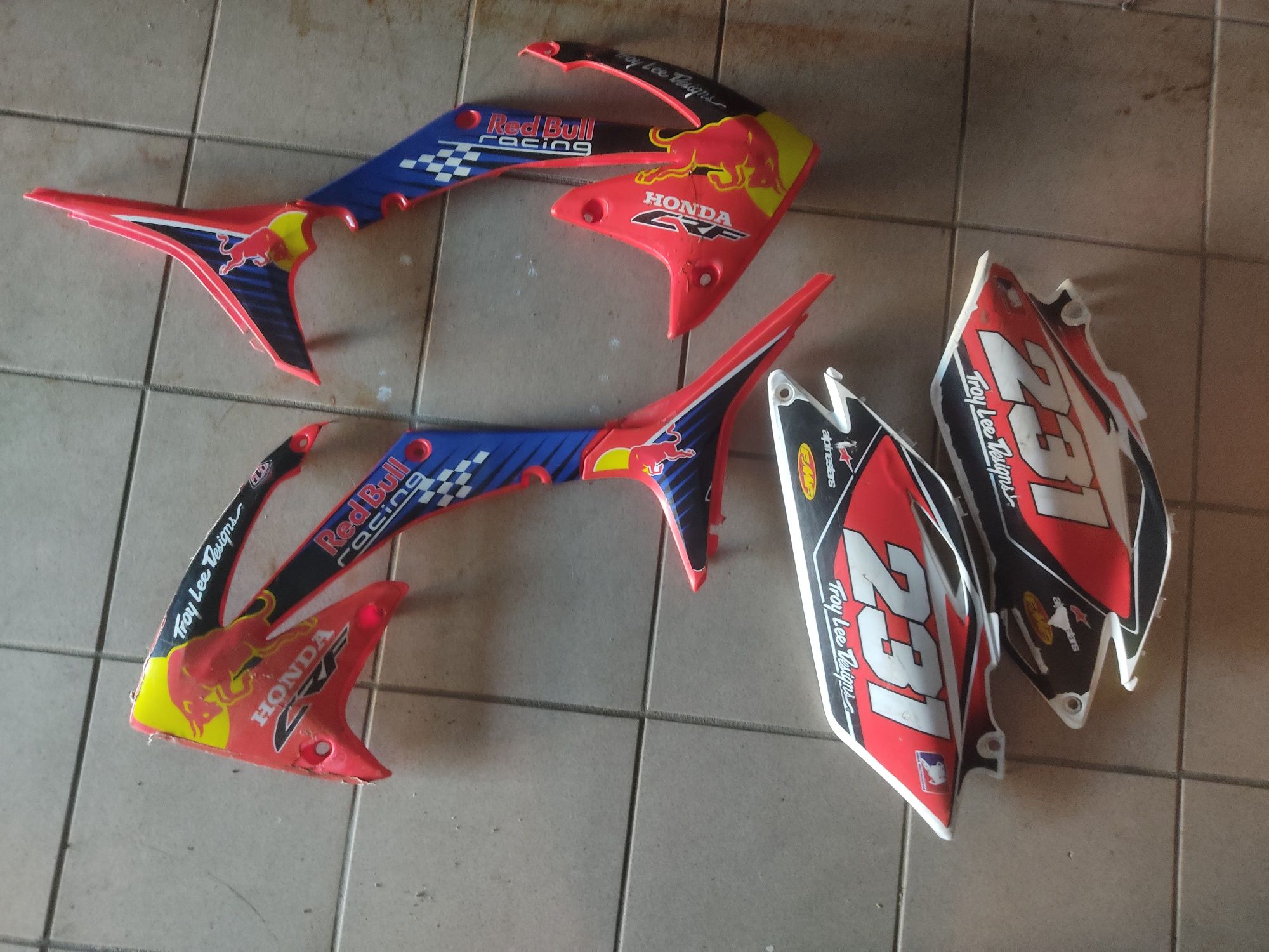 Capas/ encarnagens CRF 250.450