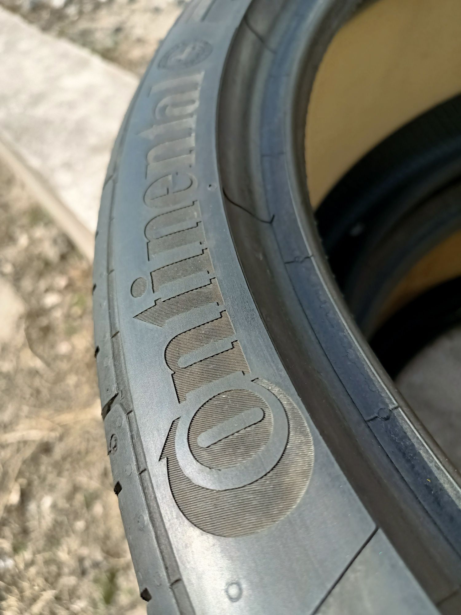 Шини 285/30 R21 Continental резина літо бу