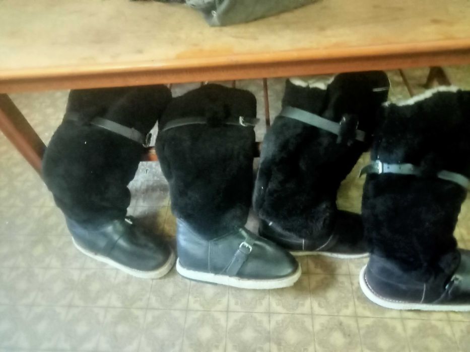 Унты Новые ! размер 25.5 и 27.5 производства Спартак!