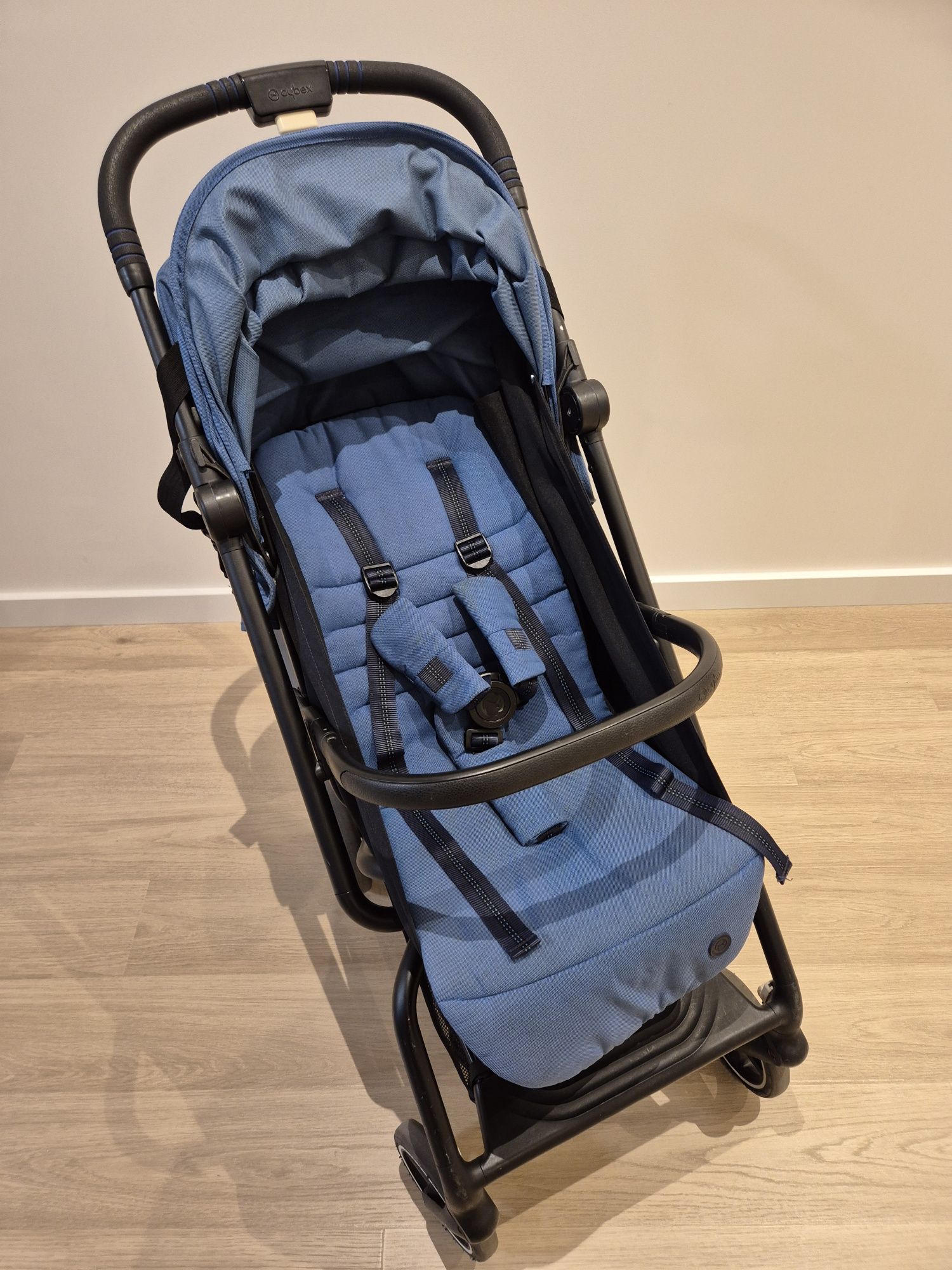 Zarezerwowany Wózek spacerówka Cybex Eezy s+2 Navy Blue