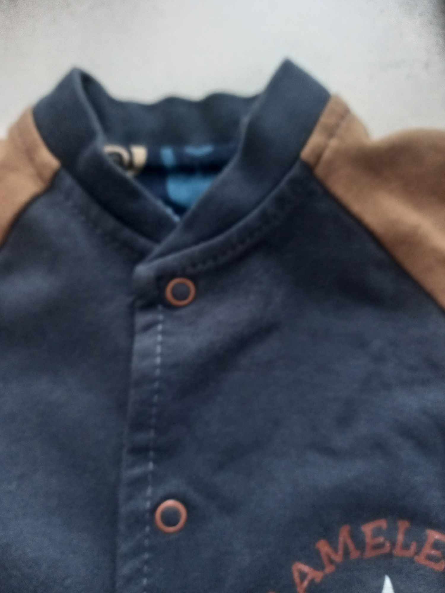 Bluza chłopięca kolor brązowo granatowy Mamatti 98