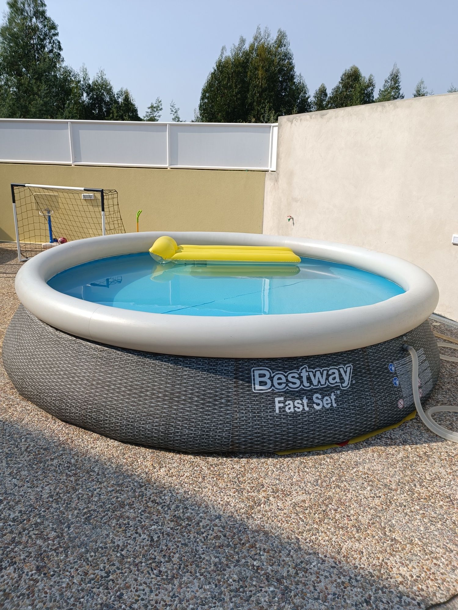 Piscina Bestway 3.96 m x 84 cm