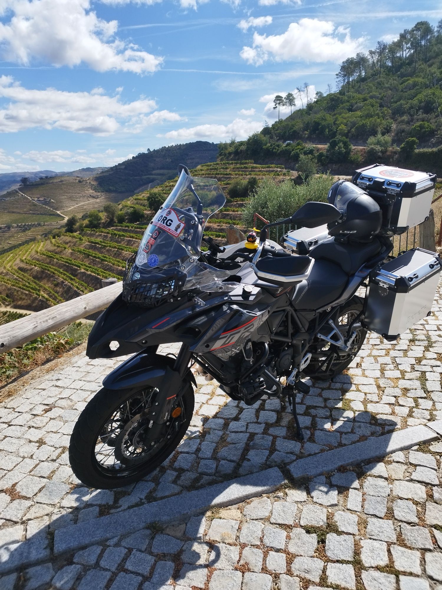 Benelli trk 502 x