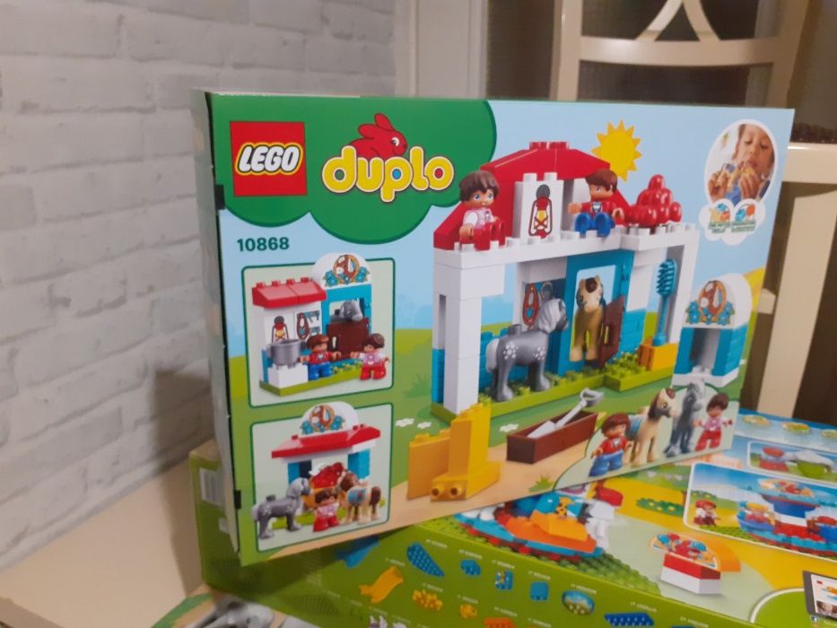 Конструктор LEGO DUPLO 10868 Конюшня на ферме