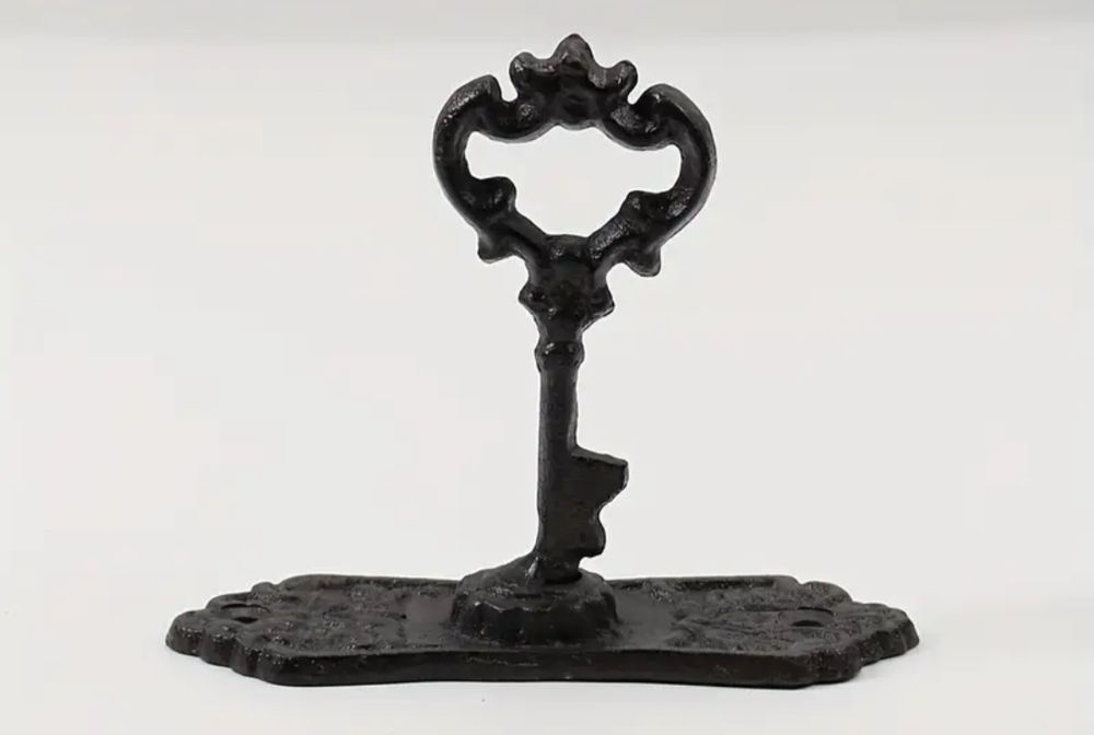 Puxador em Ferro c/ Pega Chave Antiga