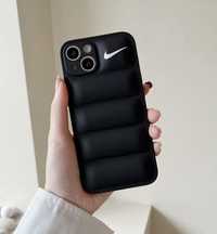 Пуферный чехол пуховик Nike на айфон 13 Pro Max