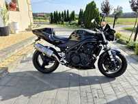 Triumph Speed Triple Triumph Speed Triple 955i z 2003 roku, wydech MIVV