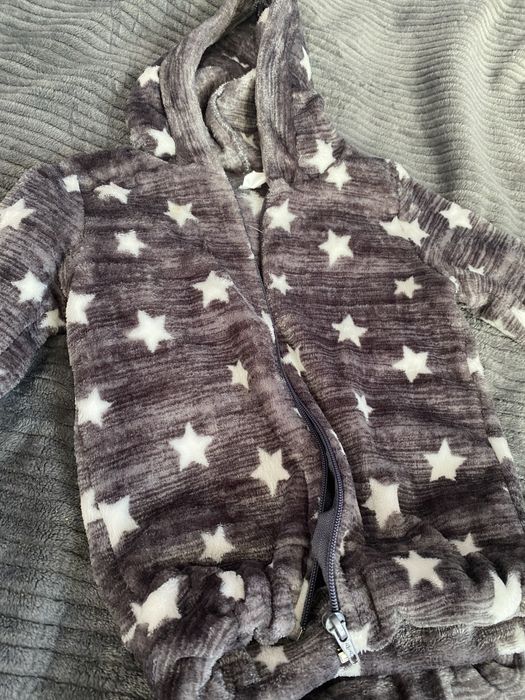 Плюшевий костюм на замочку